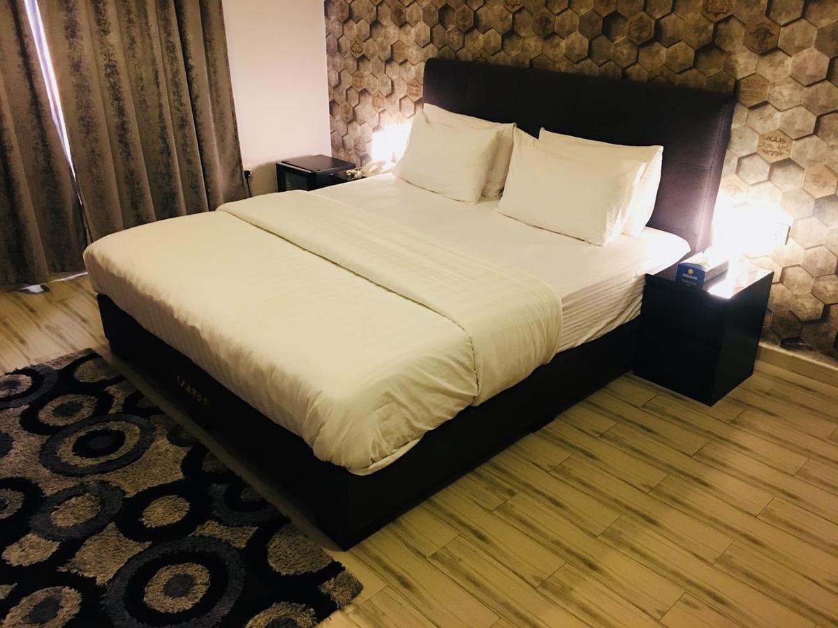 Concord Residence Рас ал Хайм Екстериор снимка